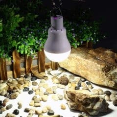 Ampoule à LED solaire 15W